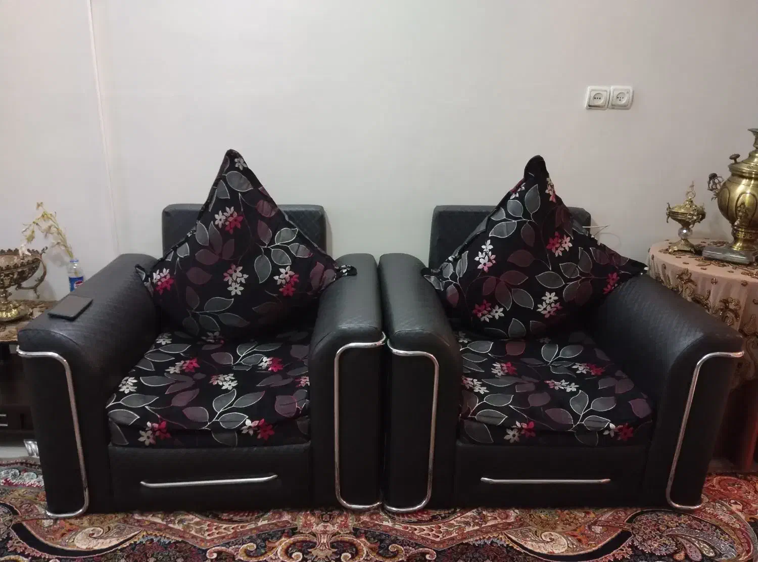 مبل راحتی|مبلمان خانگی و میز عسلی|شهریار, شهرک بهاران (ویره)|دیوار