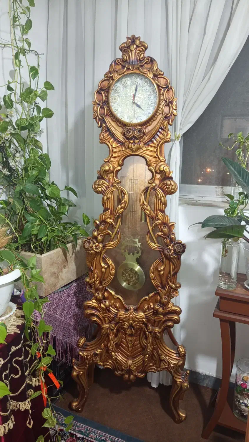 ساعت و ویترین|بوفه، ویترین، کنسول|نور, |دیوار