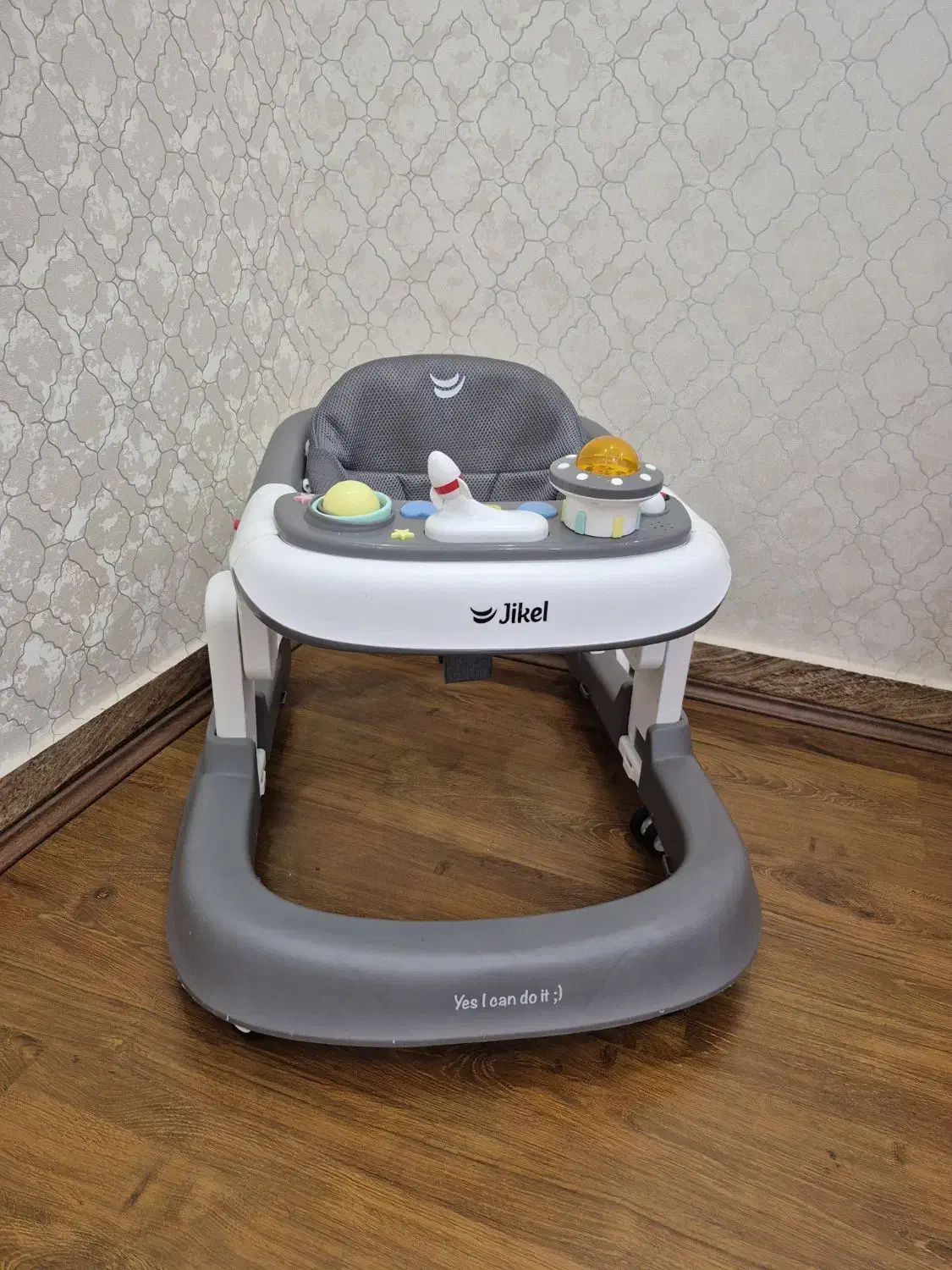 روروئک ایستاده و متحرک برند جیکل(Jikel)|اسباب و اثاث بچه|رشت, حاجی آباد|دیوار