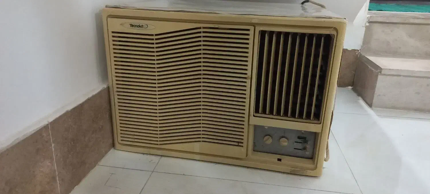 کولر گازی پنجره ای|کولر گازی و فنکوئل|پارسآباد, |دیوار