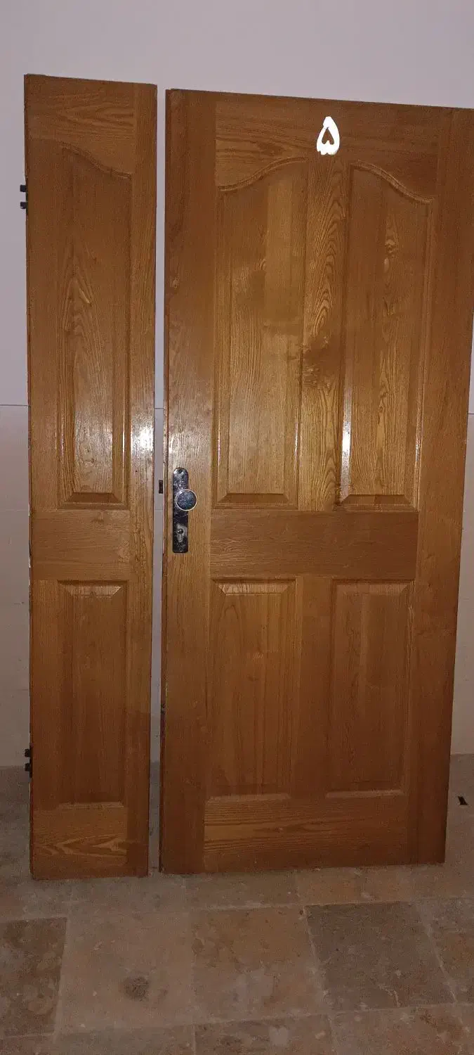 درب دو لنگه|جاکفشی، کمد، دراور|فولادشهر, مسکن مهر فولادشهر|دیوار