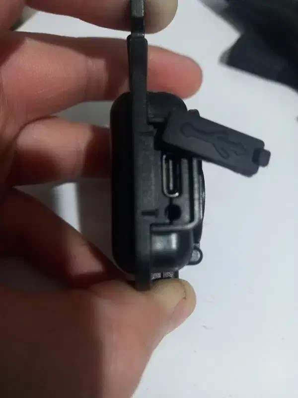 چراغ قوه|لامپ و چراغ|رشت, حمیدیان|دیوار