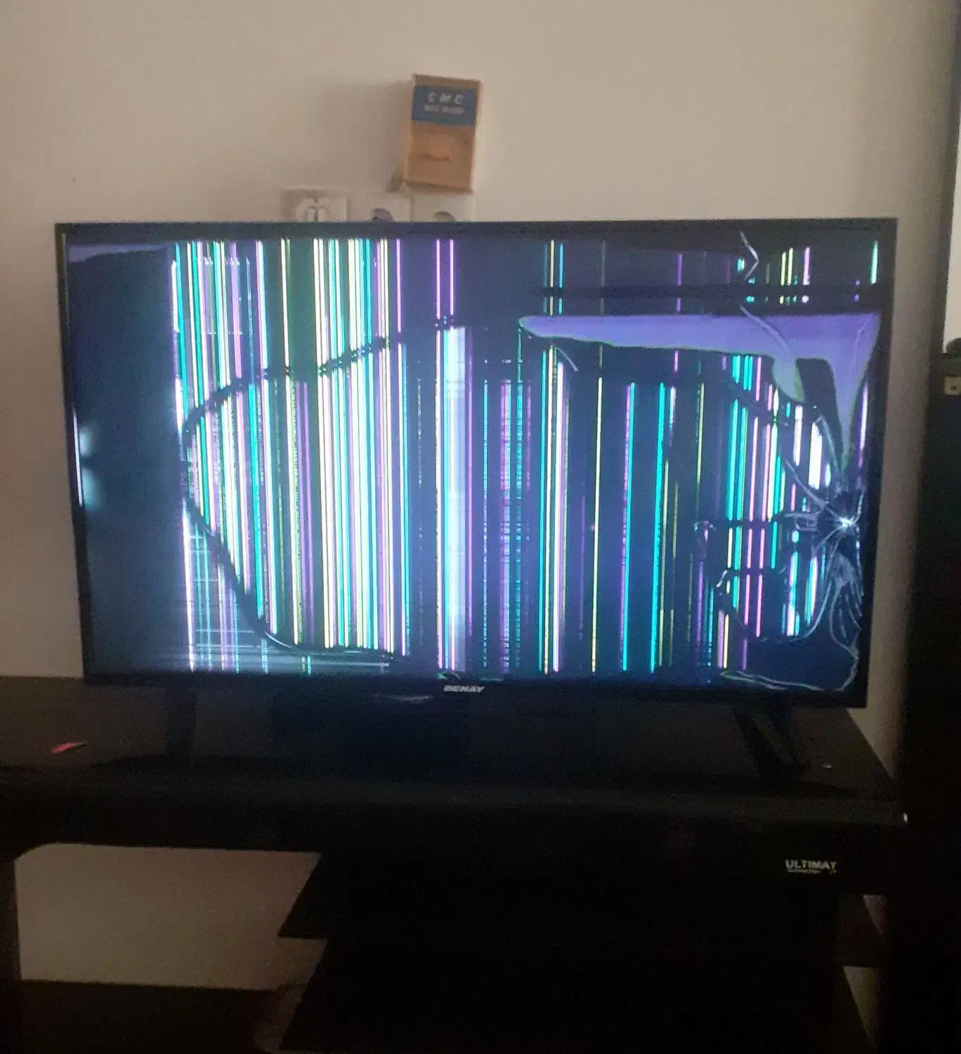 تلویزیون۴۶|تلویزیون و پروژکتور|کردکوی, |دیوار