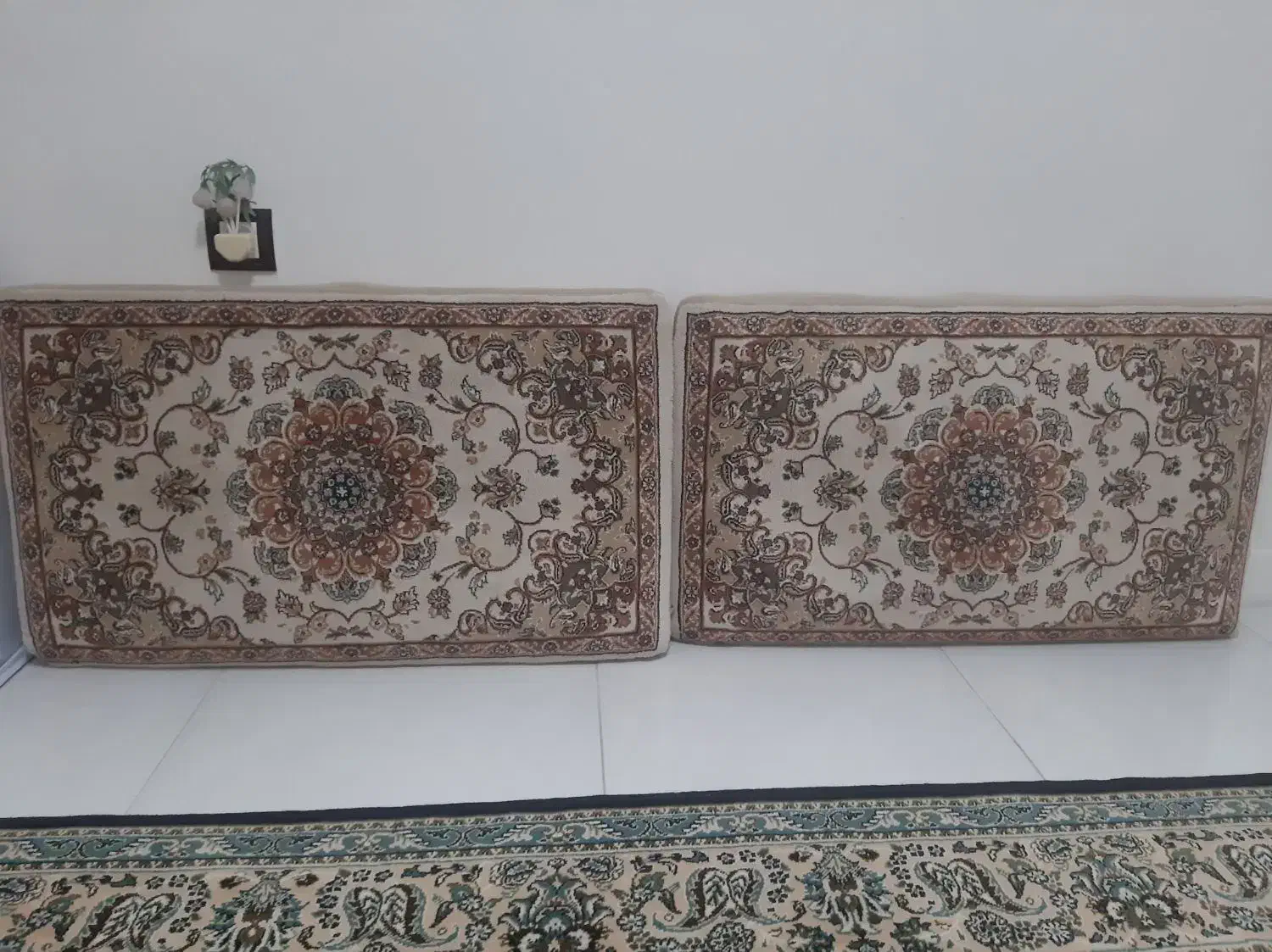 پشتی|پشتی|فردیس, فردیس|دیوار