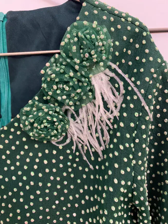 شومیز مجلسی|لباس|میانه, |دیوار