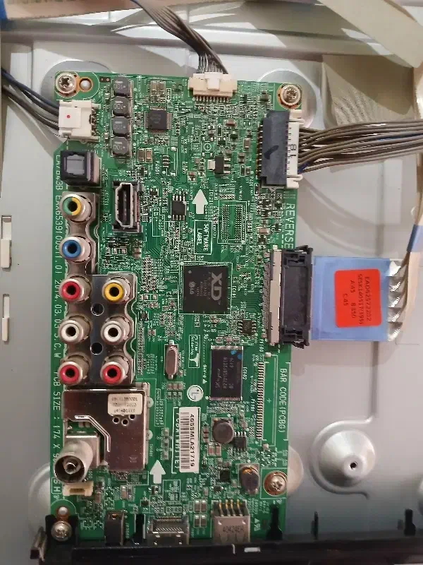 بُرد تلویزیون ال ای دی|تلویزیون و پروژکتور|تهران, شهرک رضویه|دیوار