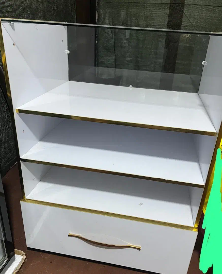 فروش قفسه‌های مغازه از حنس MDF|فروشگاه و مغازه|سیرجان, |دیوار