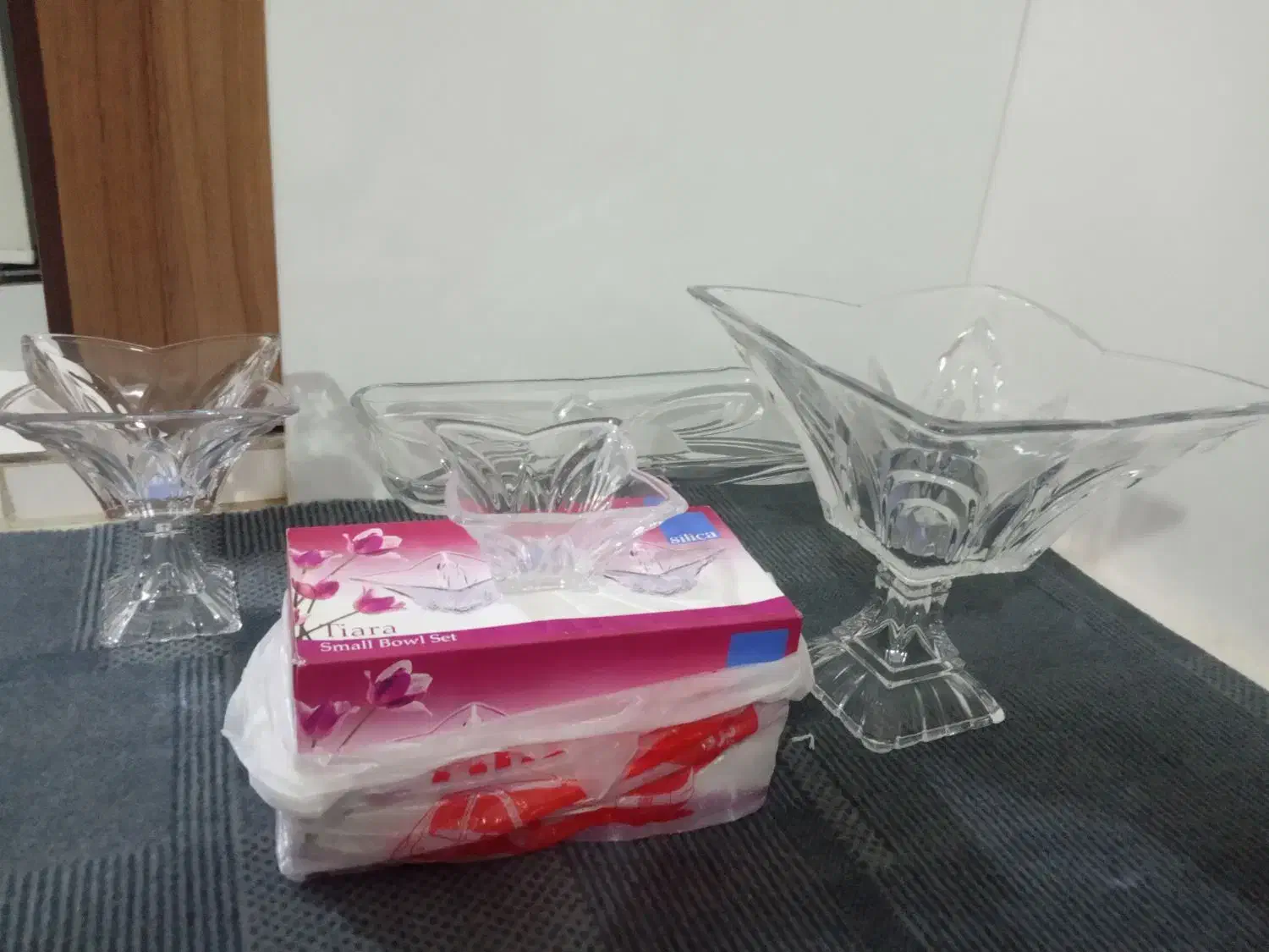 ظروف کریستالی نو|ظروف سرو و پذیرایی|محمدیه-قزوین, |دیوار