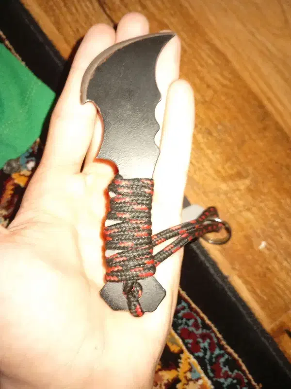 چاقو|کلکسیون اشیاء عتیقه|گرگان, |دیوار