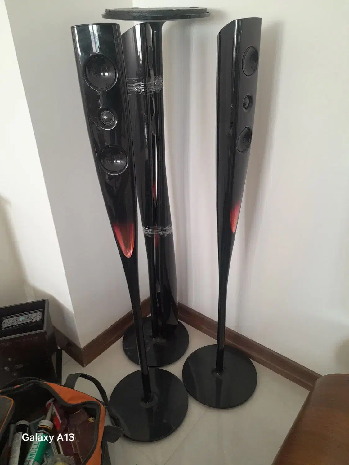 تلویزیون و میز وباند و ساب|تلویزیون و پروژکتور|گرمدره, |دیوار