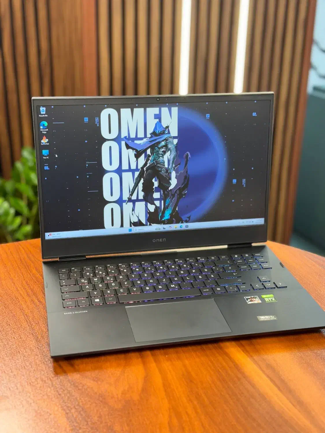 لپتاپ گیمینگ با 8 گیگ گرافیک Rtx 3070 Hp omen|رایانه همراه|تهران, فلسطین (میدان انقلاب)|دیوار