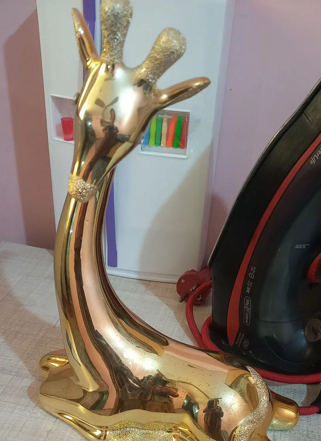 مجسمه طلائی|مجسمه، تندیس، ماکت|کارون, |دیوار