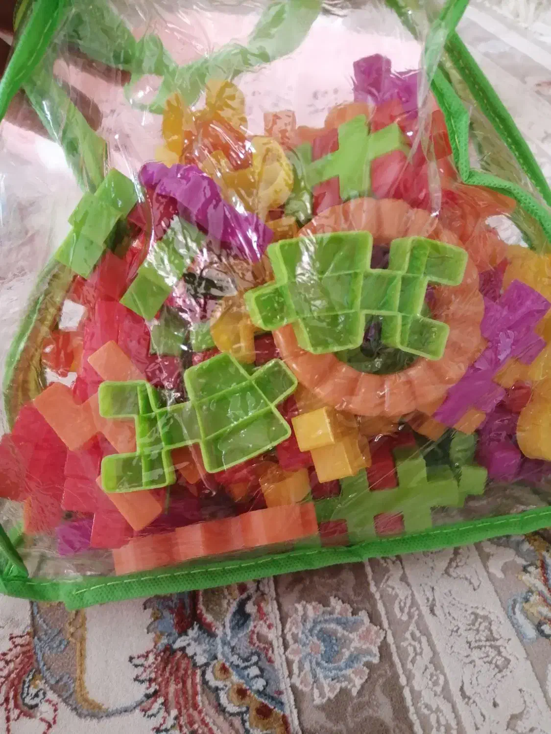 تعدادی اسباب بازی|اسباببازی بچه|پرند, فاز ۶|دیوار