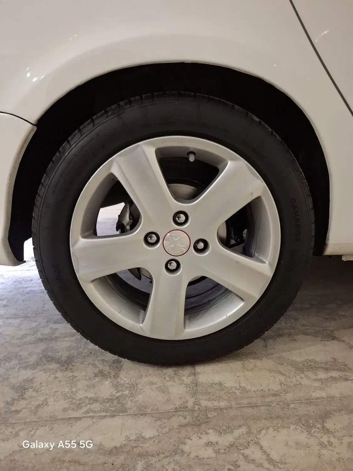 رینگ آریان اورجینال فرانسه سایز ۱۶ با لاستیک|قطعات یدکی و لوازم جانبی|تهران, تهرانپارس شرقی|دیوار