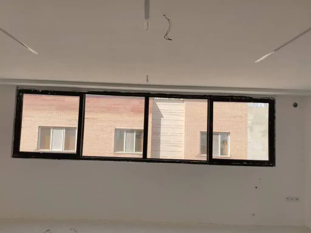 پنجره های المینومی و یو پی وی سی رنگی و سفید|مصالح و تجهیزات ساختمان|فسا, |دیوار