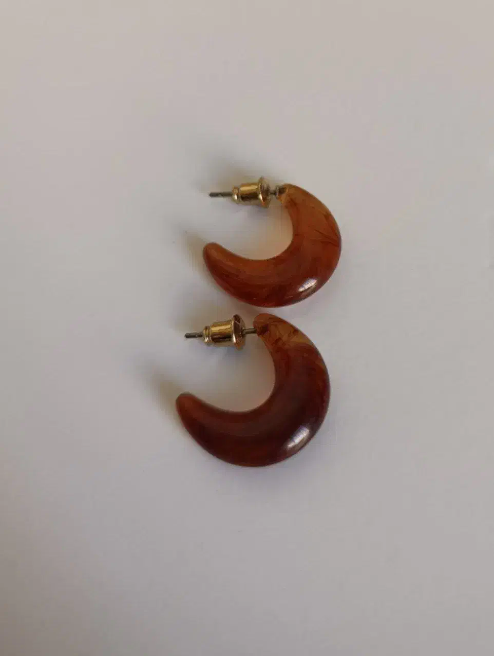 گوشواره یشمی|بدلیجات|کاشمر, |دیوار