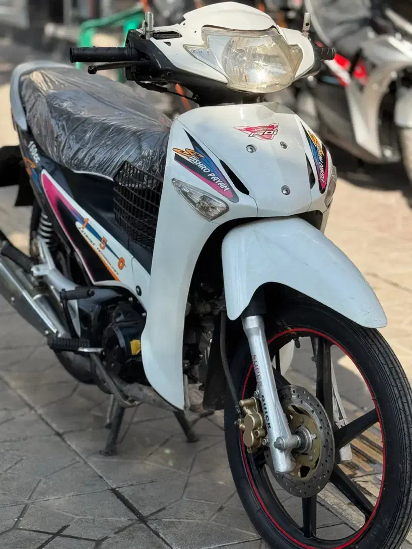 بی کلاج پیشرو ۱۵۰ اقساط|موتورسیکلت|اصفهان, عسگریه|دیوار