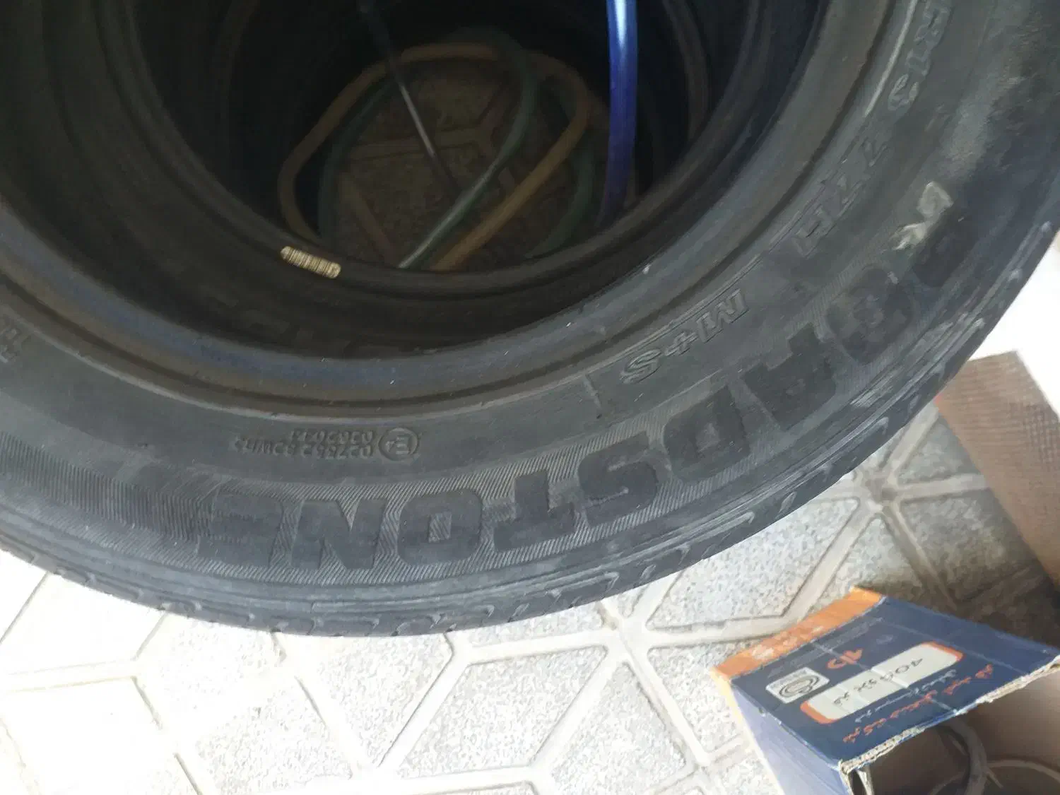 لاستیک استوک|قطعات یدکی و لوازم جانبی|ملایر, |دیوار