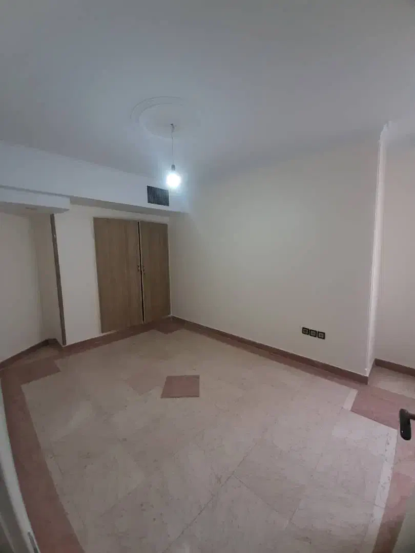 ۱۳۰ متر ۳ خوابه امکانات کامل