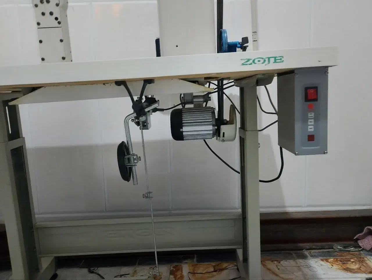 چرخ دوسوزنه|چرخ خیاطی و ریسندگی|قم, علی آباد سعدگان|دیوار