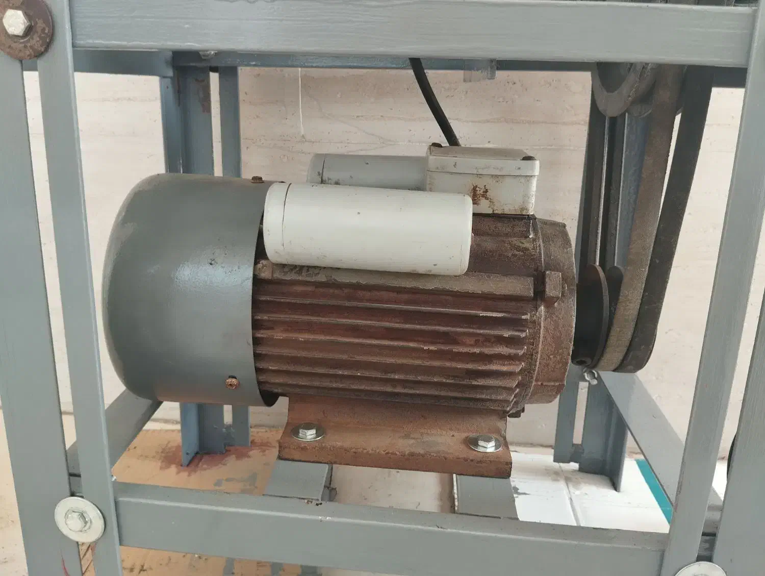 چرخ گوشت صنعتی ۳۲|فروشگاه و مغازه|بندر امام خمینی, |دیوار