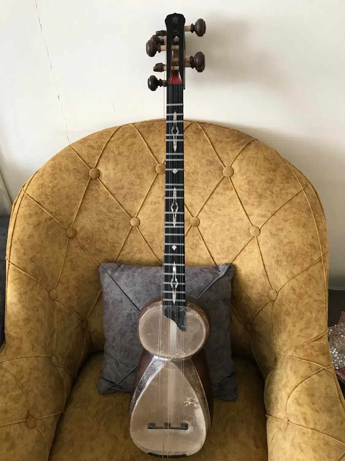 تار آذری|سازهای سنتی|اردبیل, |دیوار