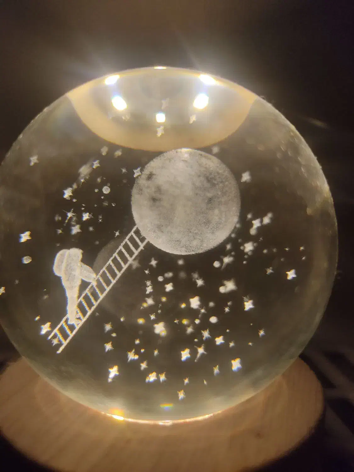 چراغ خواب|چراغ خواب و آباژور|ایلام, |دیوار