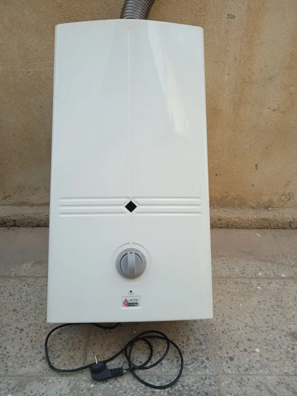 فروش آبگرمکن دیواری بوتان|آبگرمکن، پکیج، شوفاژ|بوشهر, |دیوار