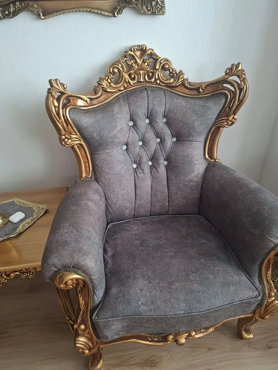 مبل سلطنتی|مبلمان خانگی و میز عسلی|محمدشهر, محمدشهر|دیوار