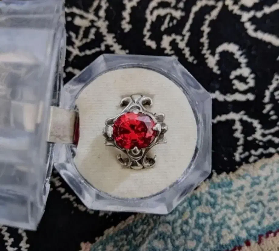 یاقوت سرخ (طلا)|جواهرات|سیرجان, |دیوار