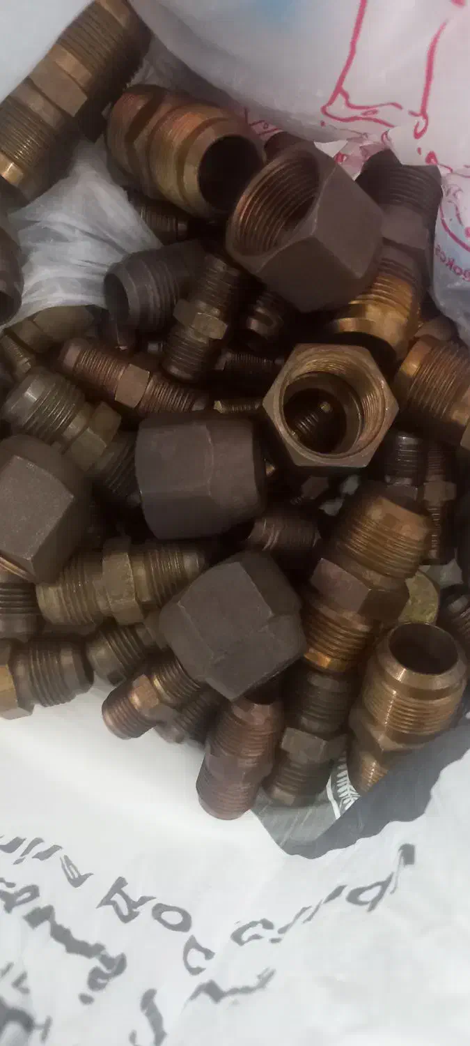 مهره و مغزی برنجی کولر|کولر گازی و فنکوئل|اهواز, ۲۵۴دستگاه|دیوار