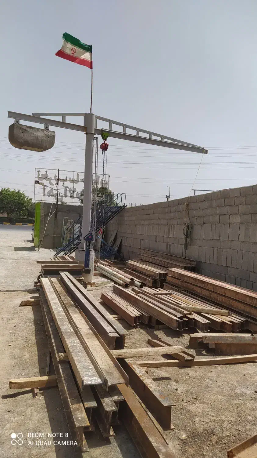 جرثقیل تاور|ماشین‌آلات صنعتی|نجف‌آباد, جلال آباد|دیوار