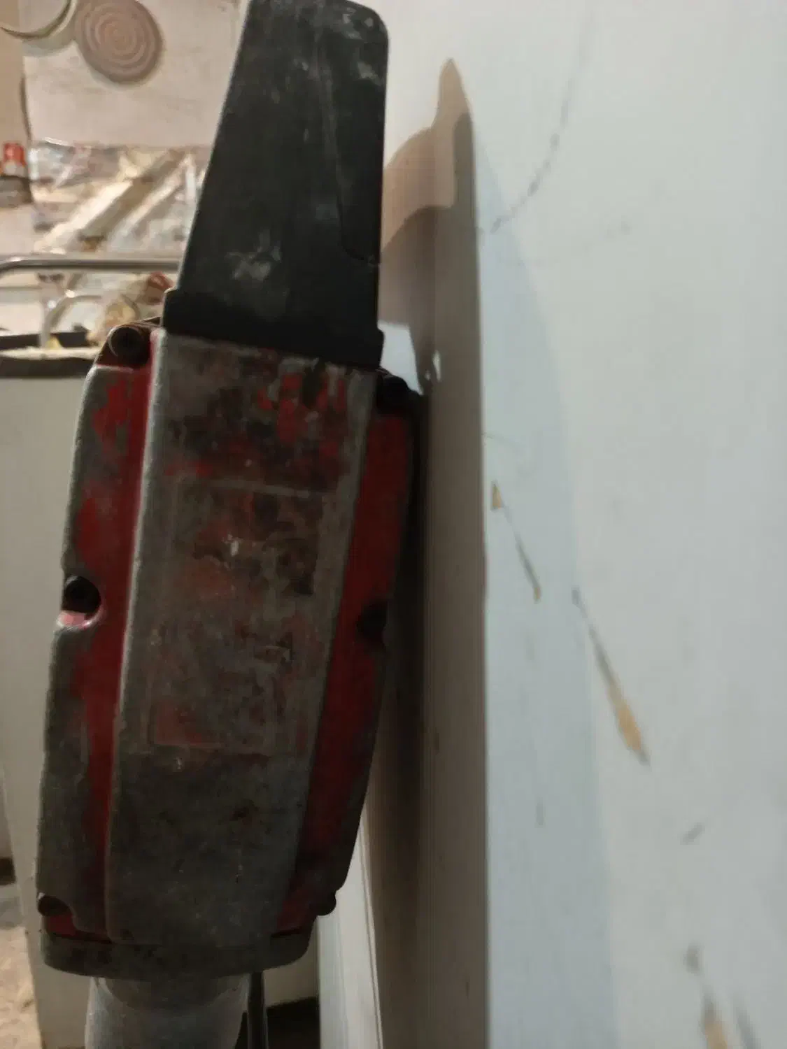 چکش برقی|ابزارآلات|دماوند, دماوند|دیوار