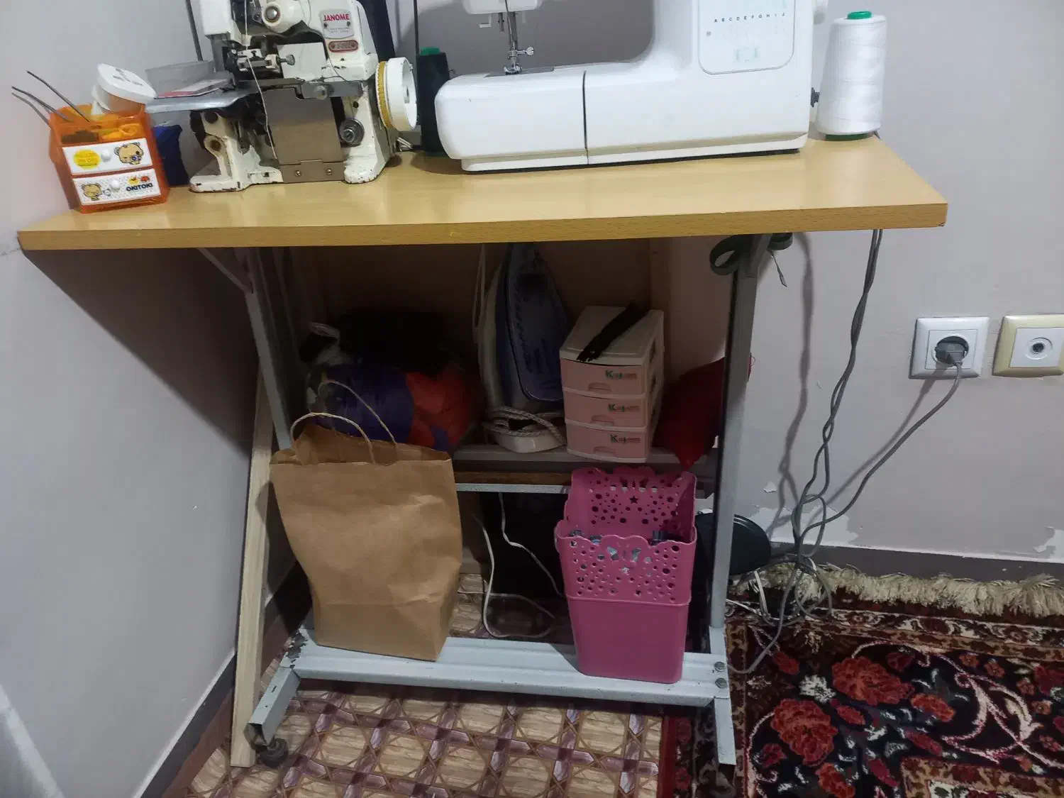 میز|میز تحریر و کامپیوتر|فولادشهر, مسکن مهر فولادشهر|دیوار