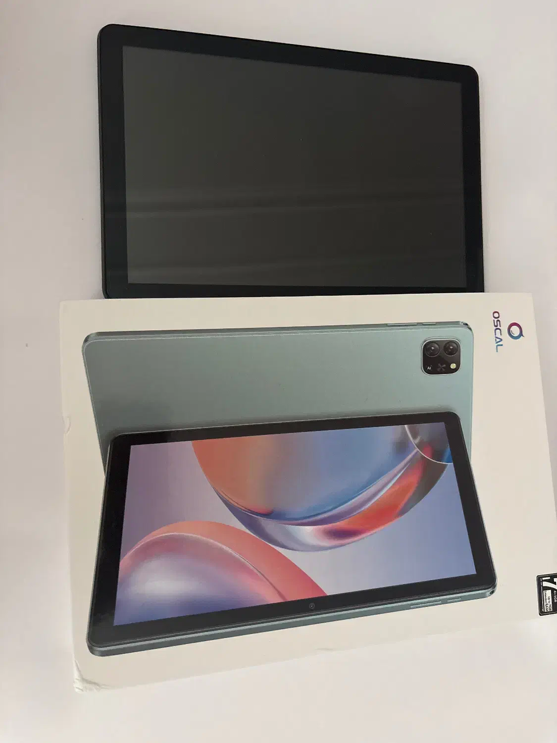 تبلت|تبلت|لاهیجان, شیشه گران|دیوار