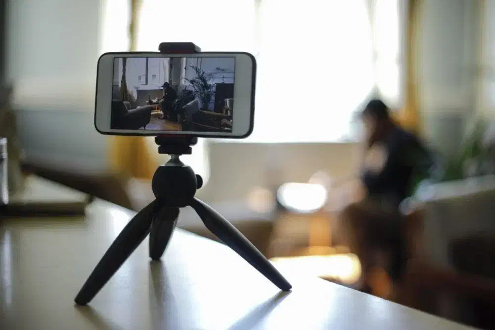 استخدام فیلمبردار مسلط|استخدام رایانه و فناوری اطلاعات|تبریز, |دیوار