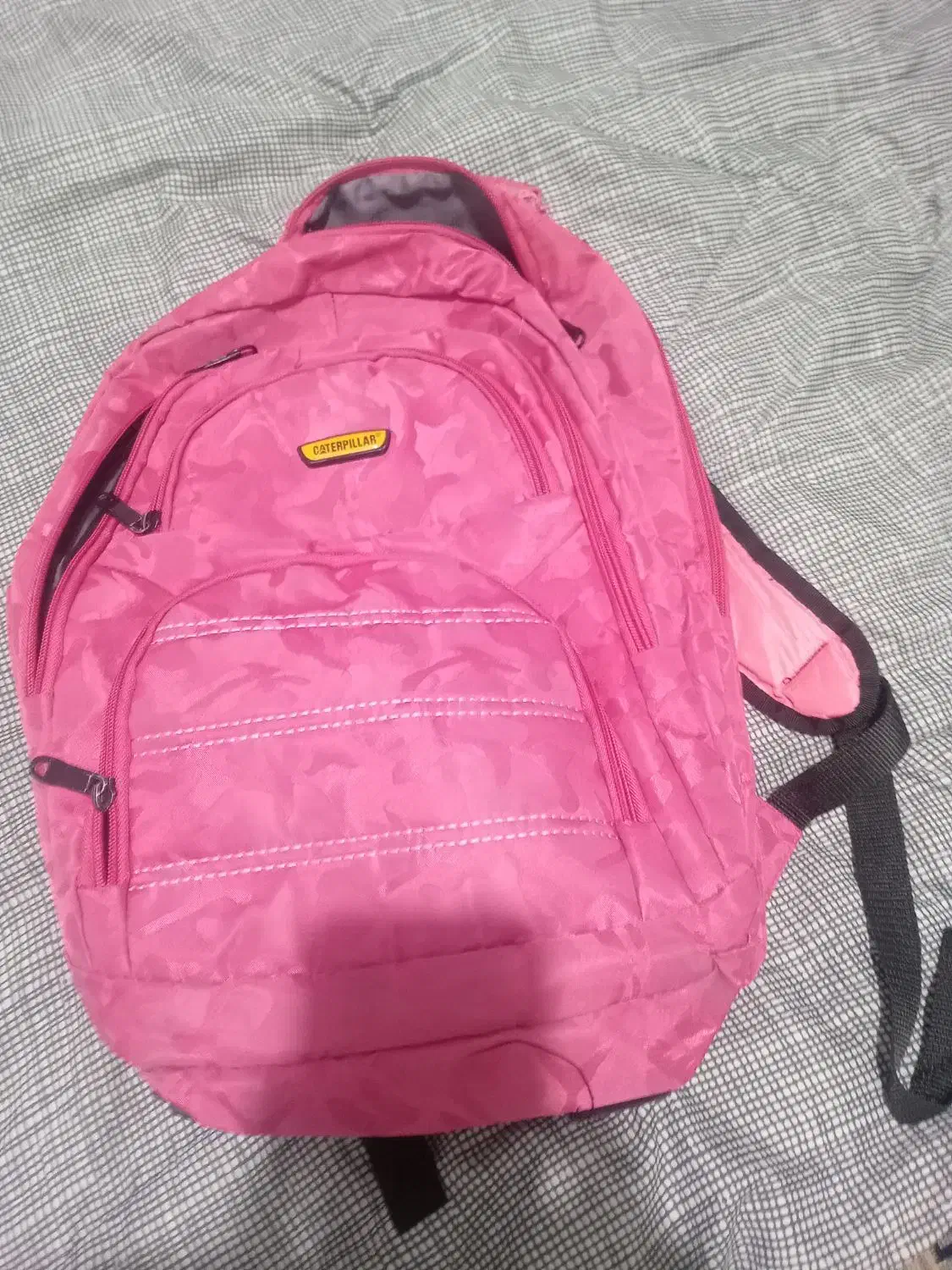 کوله دخترانه|کیف، کفش، کمربند|صدرا-فارس, فاز ۱|دیوار