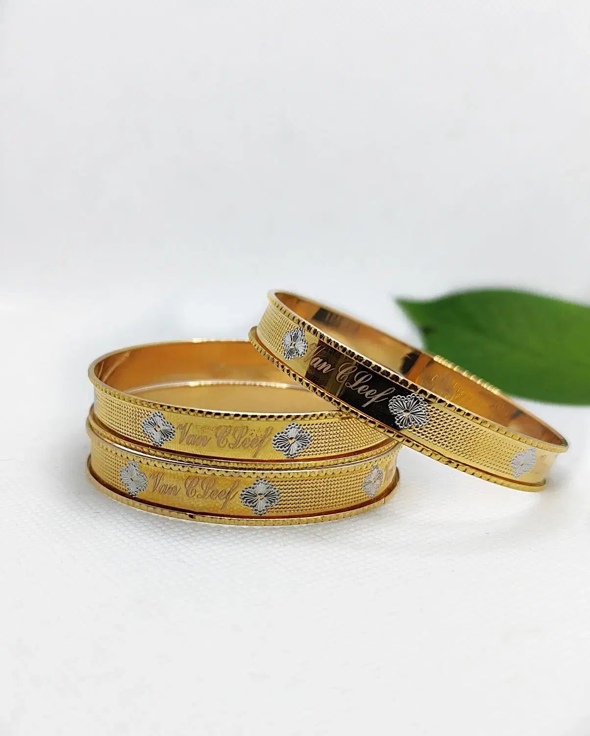 النگو ونکلیف در دو رنگ زرد و سفید|جواهرات|قم, نیروگاه|دیوار