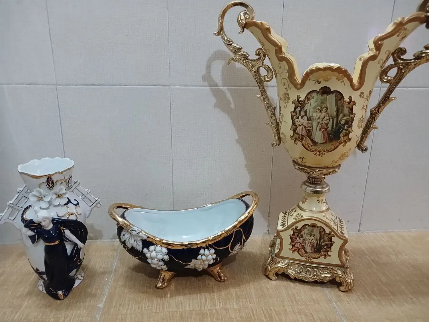 تعدادی ظروف قدیمی کمیاب چینی مهر کرم|ظروف سرو و پذیرایی|کرمانشاه, |دیوار