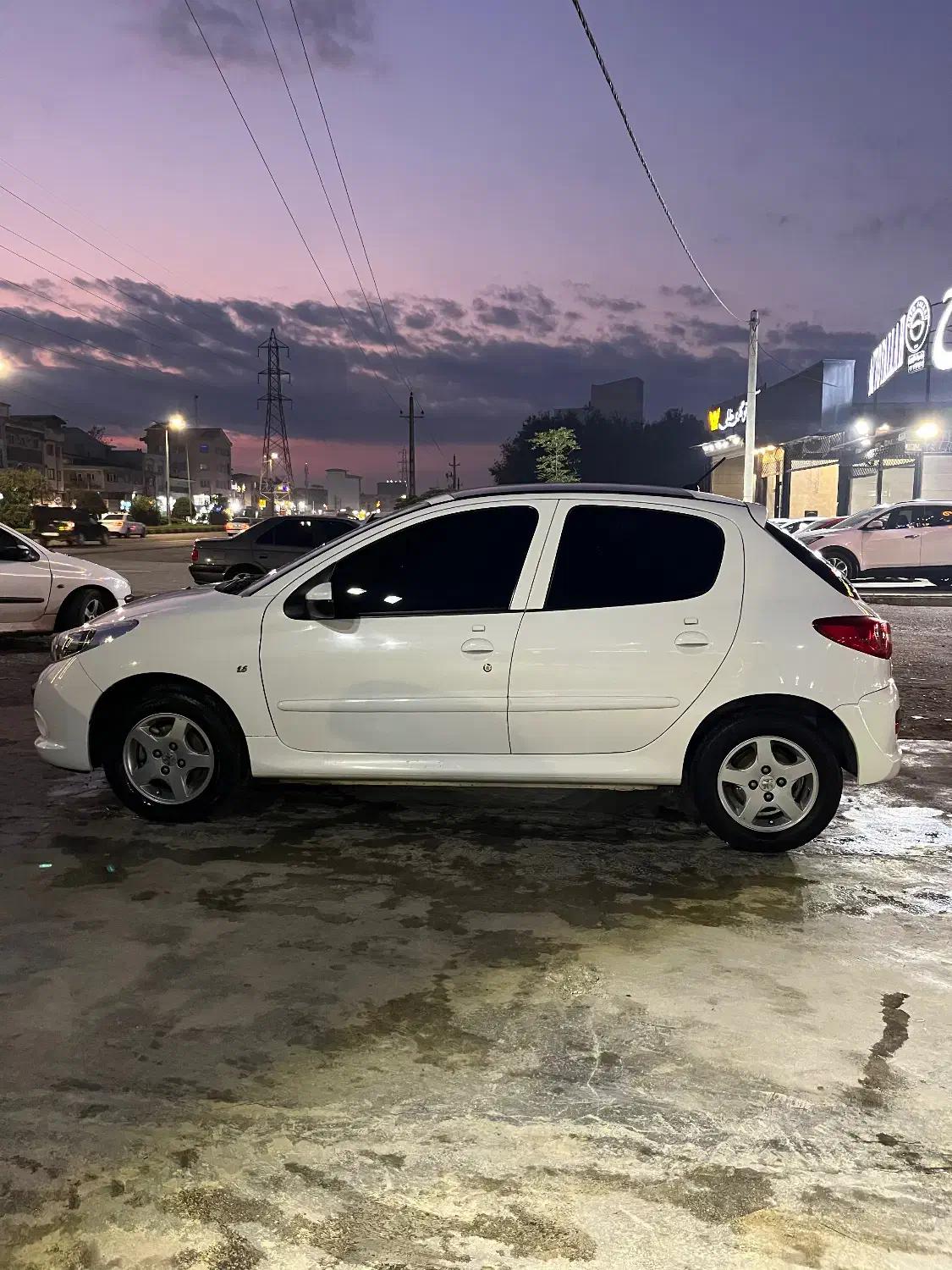 207پانا tu5 سفید گارانتی فعال|خودرو سواری و وانت|لاهیجان, شیشه گران|دیوار