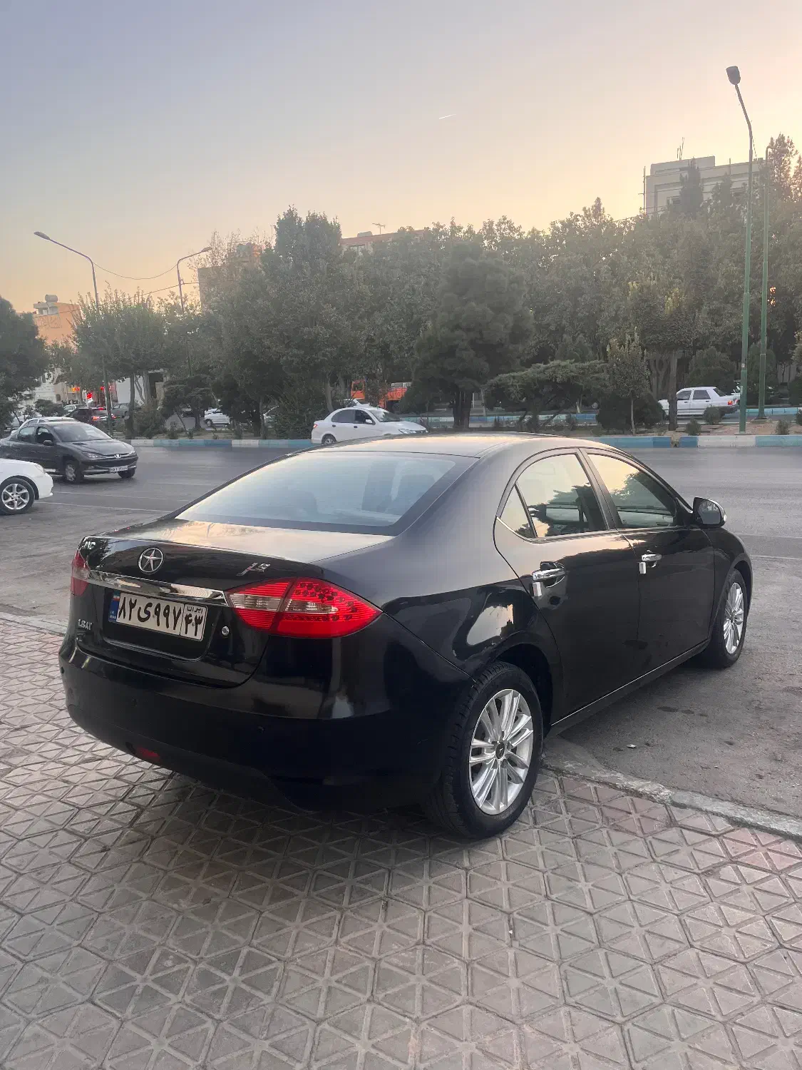 جک j5 اتومات. 95 ( شرایطی)|خودرو سواری و وانت|اصفهان, لاله|دیوار