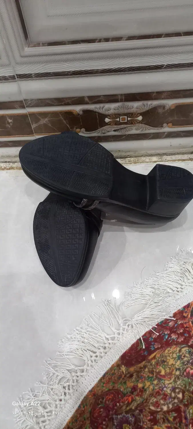 کفش چرم طبی فقط یک ساعت پوشیده شده|کیف، کفش، کمربند|چابهار, |دیوار