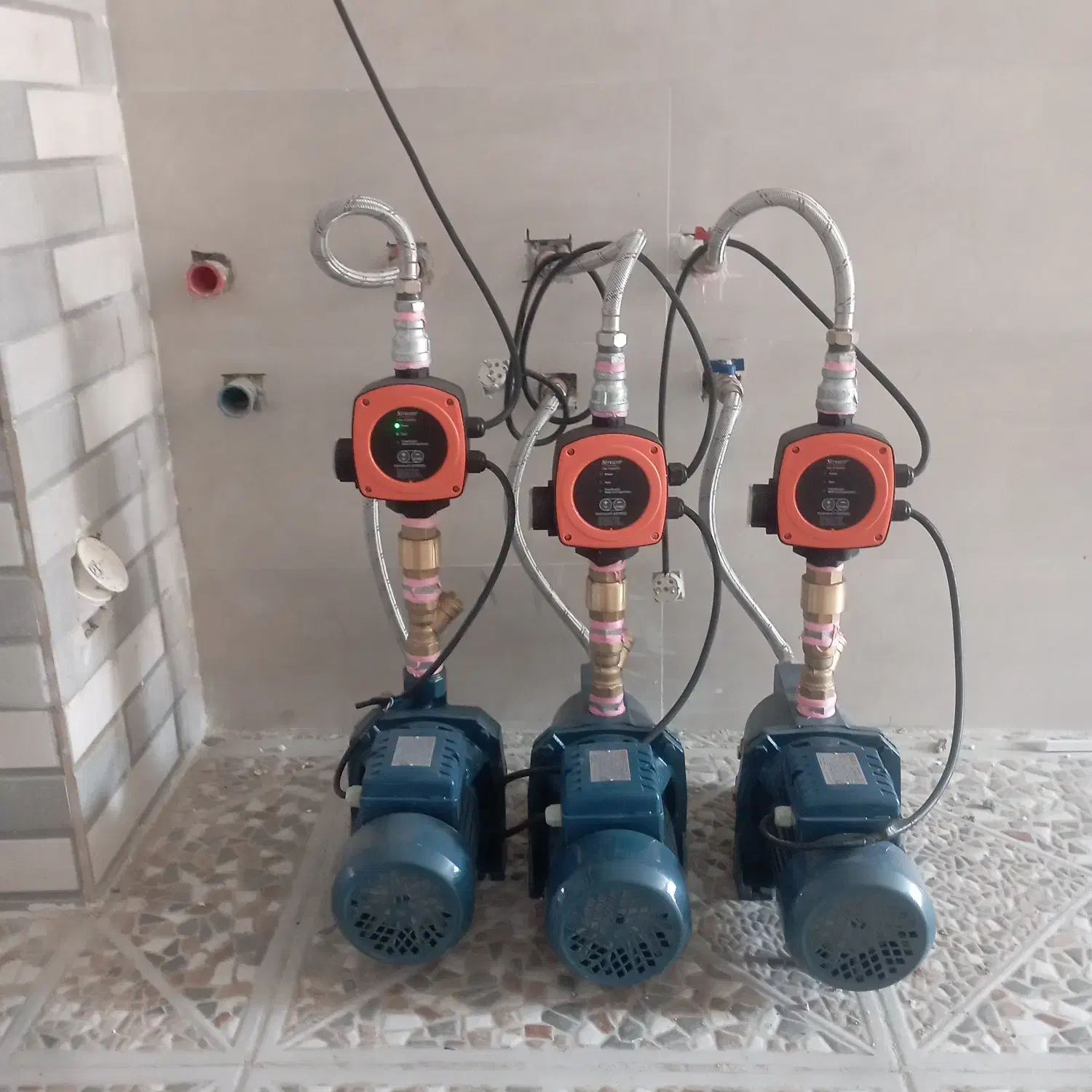 لوله کشی،نصب پکیج رادیات،شیرآلات،پمپ آب،تعمیرات|خدمات پیشه و مهارت|تبریز, |دیوار