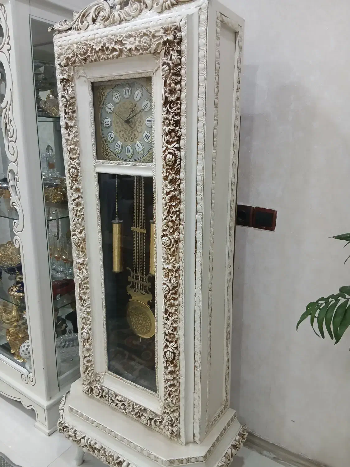 ساعت ایستاده|ساعت دیواری و تزئینی|رشت, حومه رشت|دیوار
