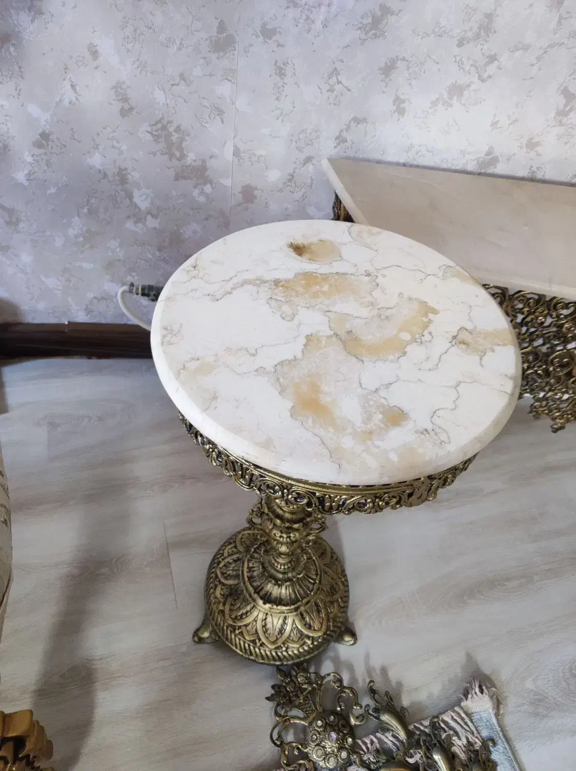 میز|میز تلفن|ارومیه, |دیوار