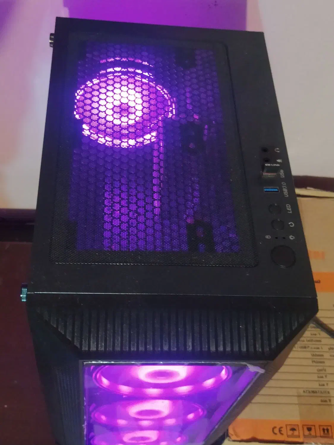 کامپیوتر|رایانه رومیزی|رشت, پسیخان|دیوار