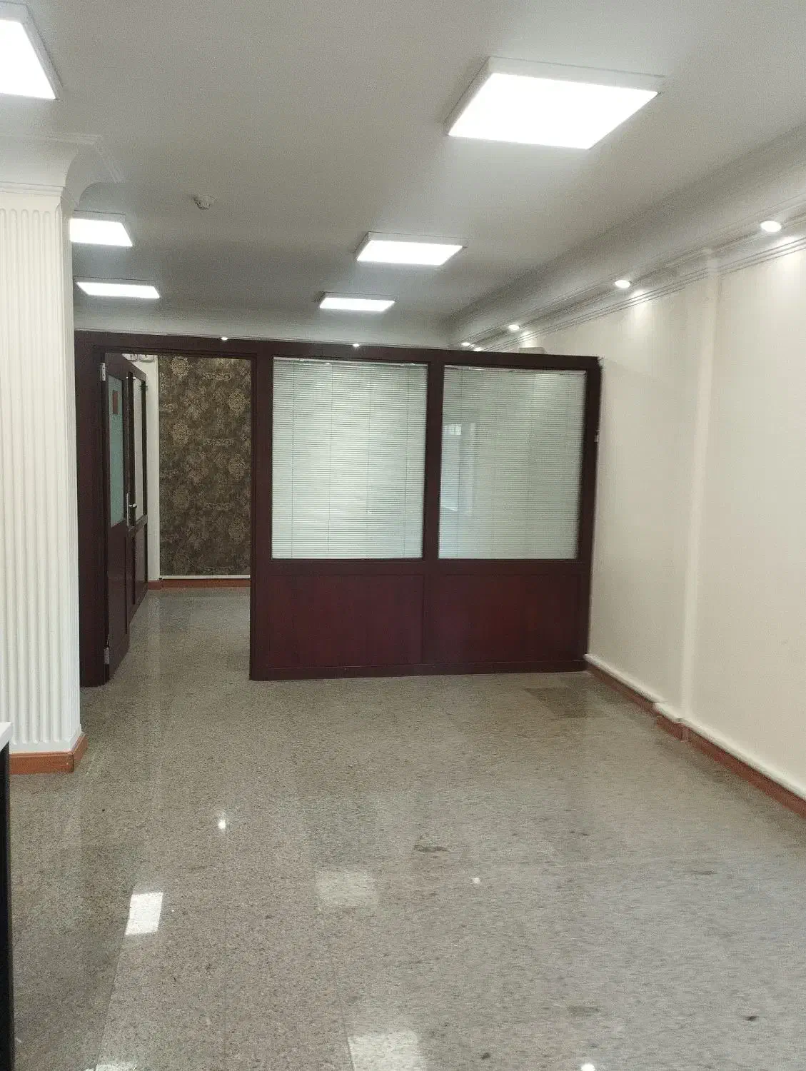 فروش80 مترسنداداری بلوار کشاورز بهترین لوکیشن|فروش دفتر کار، اتاق اداری، مطب|تهران, بلوار کشاورز|دیوار