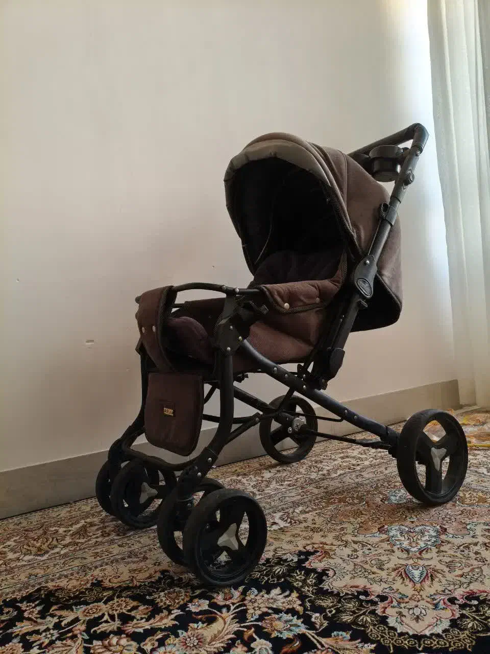 کالسکه تمیز و در حد نو|کالسکه و لوازم جانبی|فرمهین, |دیوار