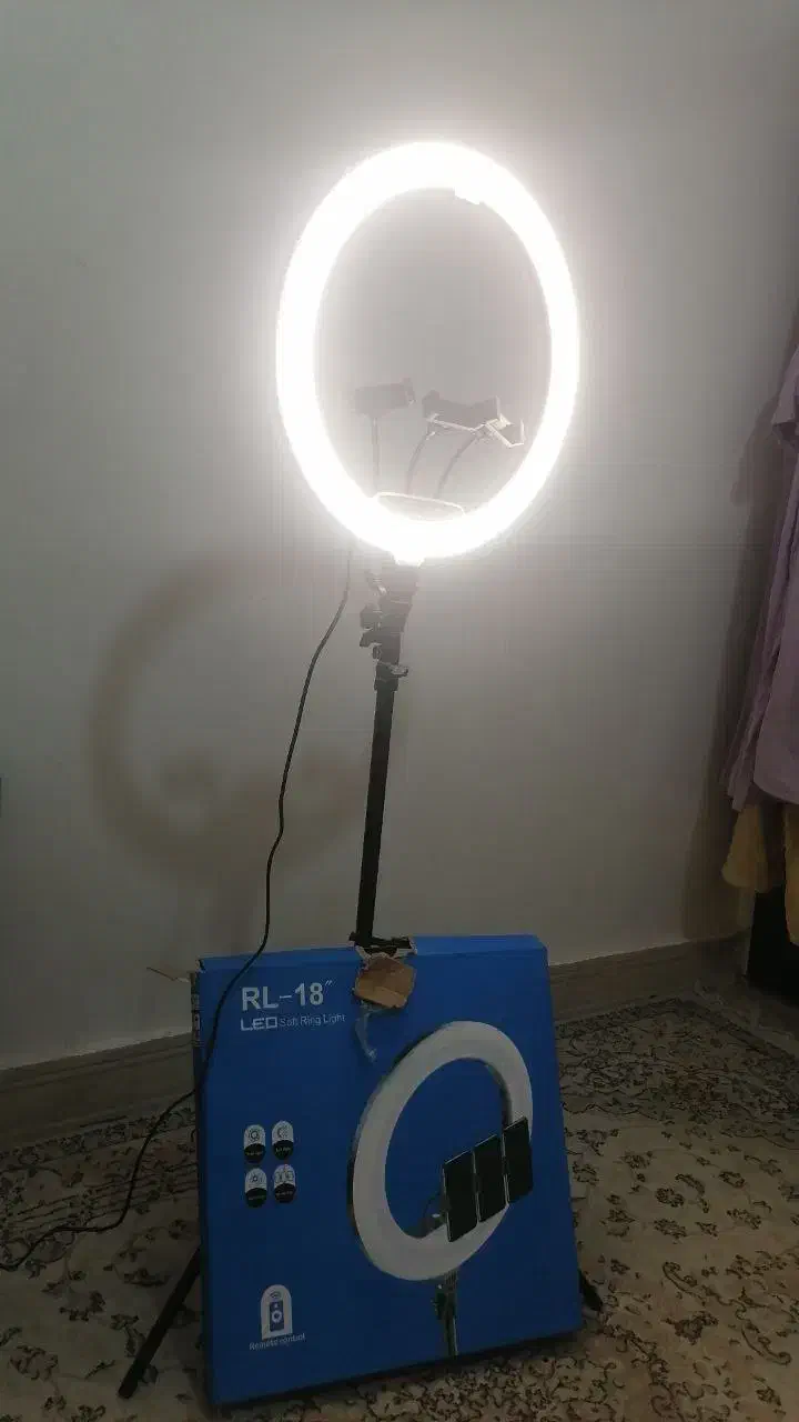 رینگ لایت|دوربین عکاسی و فیلم‌برداری|کرج, باغستان|دیوار