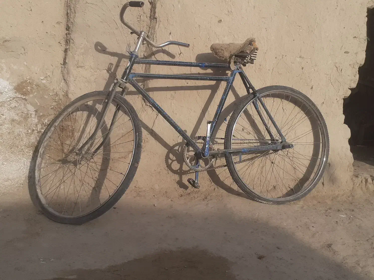 دوچرخه|دوچرخه، اسکیت، اسکوتر|جزنیک, |دیوار